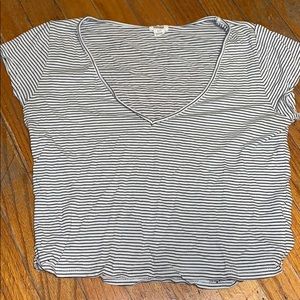White stripped t-shirt